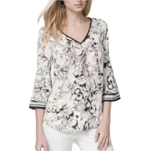 White House Black Market white top with black floral pattern size 2 - Picture 6 of 11
